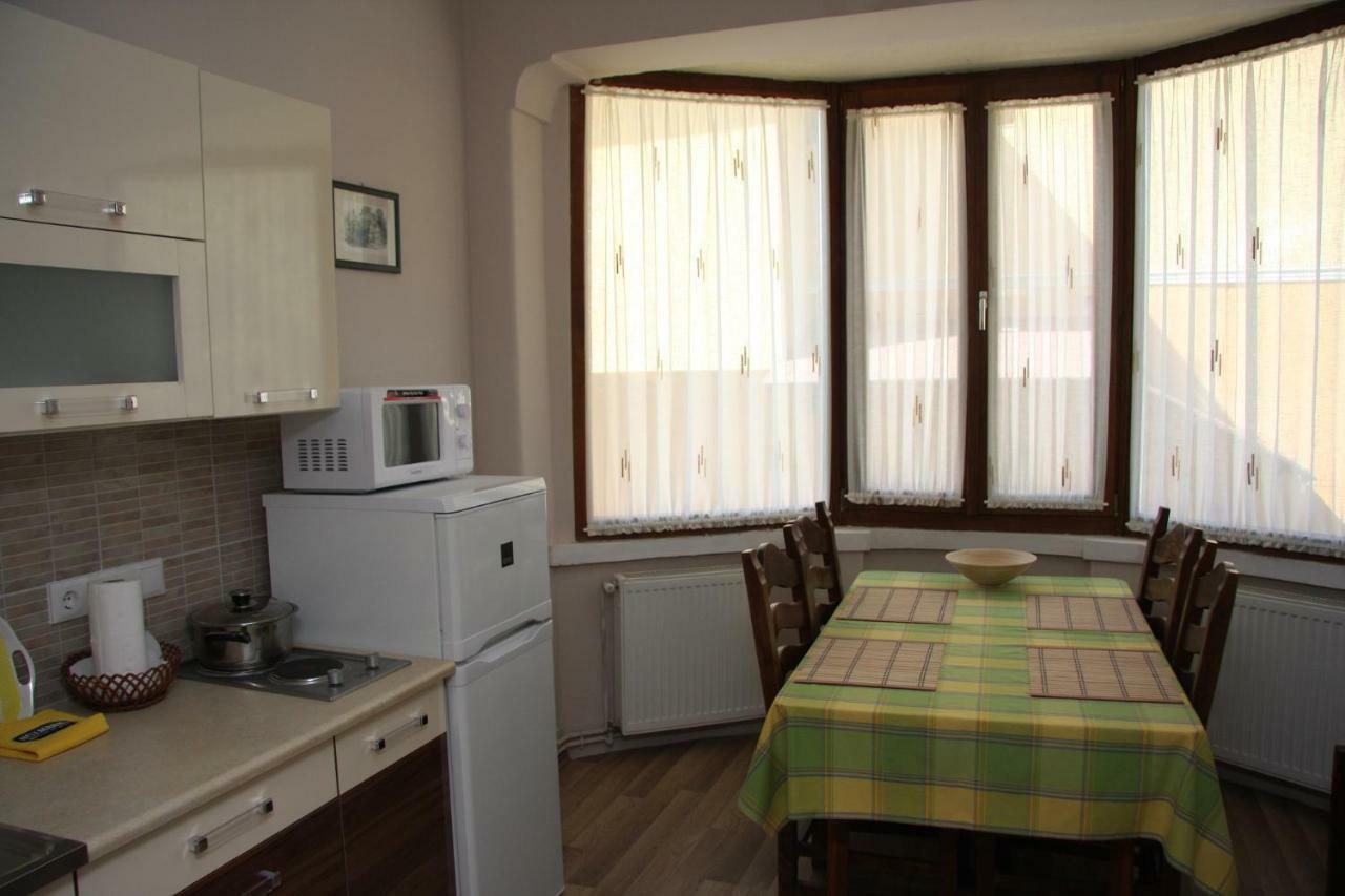 Villa Maria Apartman Мисколк Екстериор снимка