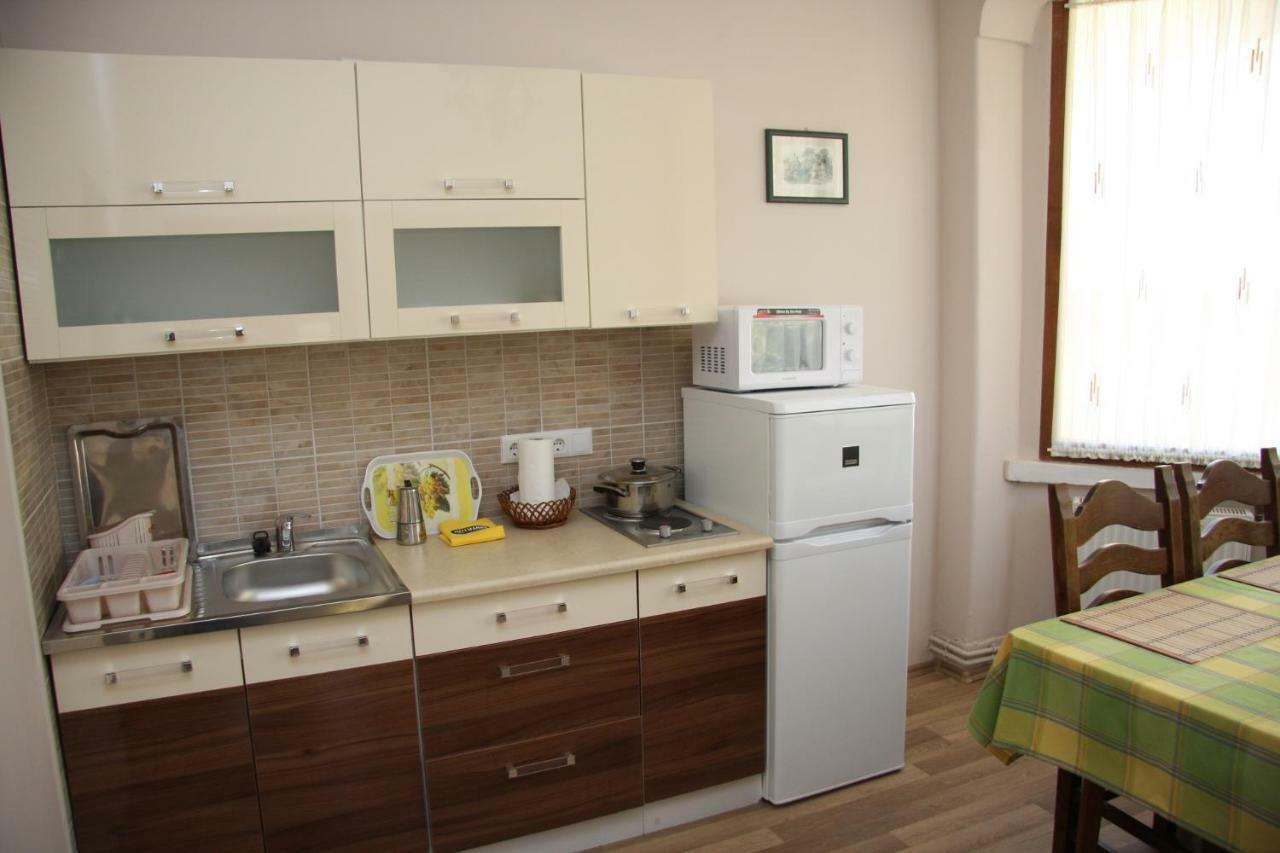 Villa Maria Apartman Мисколк Екстериор снимка