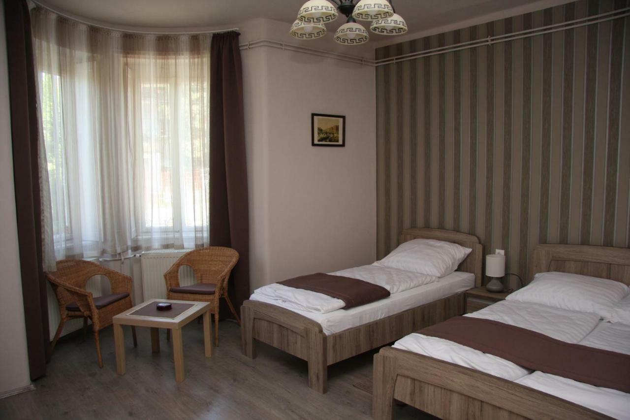 Villa Maria Apartman Мисколк Екстериор снимка